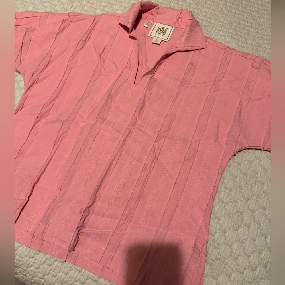 Marie Oliver pink top